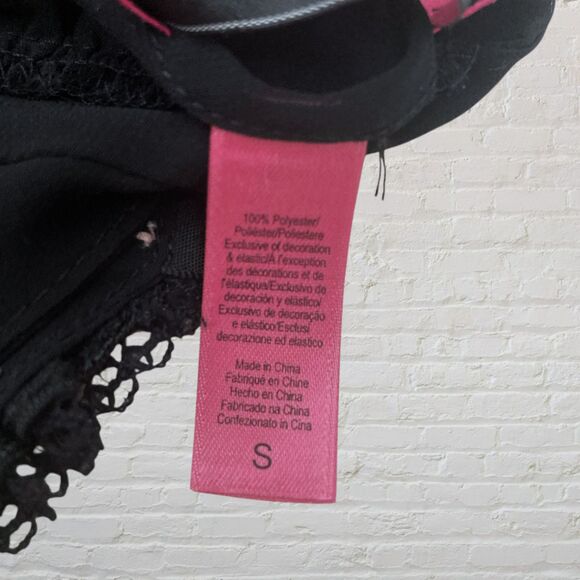 Betsey Johnson Black Sheer Lace Babydoll Nightgown – Size S - Picture 15 of 16